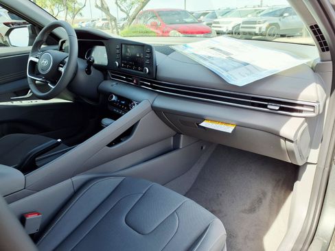 New 2026 Hyundai Elantra Sport FWD image 6