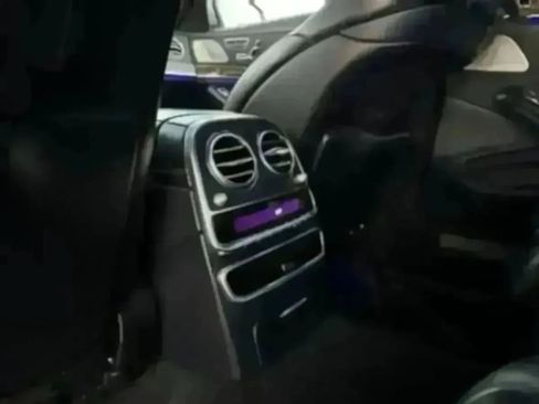 Used 2014 Mercedes-Benz S 550 Sedan image 27