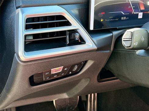 New 2026 BMW 330i xDrive Sedan w/ M Sport Package image 10