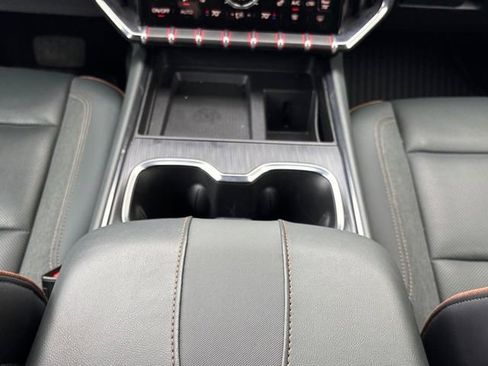 Used 2024 GMC Acadia AT4 w/ Luxury Package AWD/4WD image 5