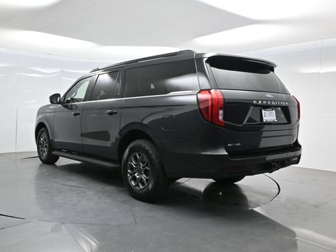 Used 2025 Ford Expedition Max Active RWD image 5