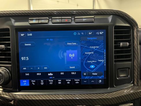 Used 2024 Ford F250 Lariat w/ Lariat Ultimate Package image 17