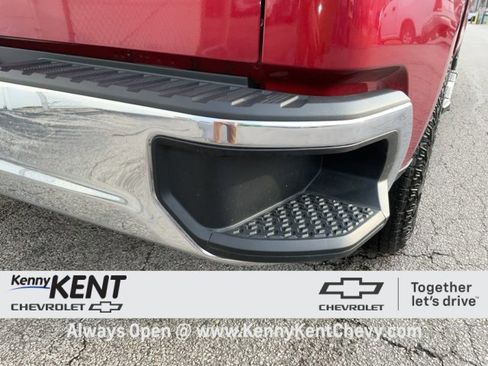 Used 2024 Chevrolet Silverado 1500 LT w/ Convenience Package II image 11