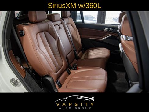 Used 2022 BMW X7 M50i AWD/4WD image 17