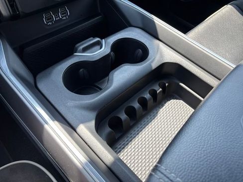 Used 2023 RAM 1500 Laramie AWD/4WD image 20