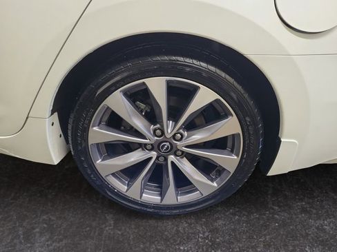 Used 2023 Nissan Maxima SR w/ Sport Mat Group image 27