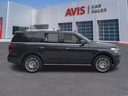 Used 2024 Ford Expedition Limited AWD/4WD image 5