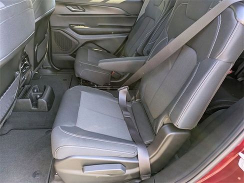 New 2025 Jeep Grand Cherokee L Laredo w/ Luxury Tech Group I image 24