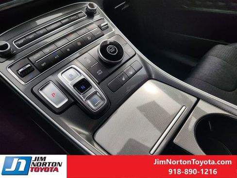 Used 2023 Hyundai Santa Fe SEL image 22