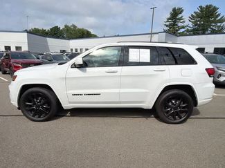 Used 2019 Jeep Grand Cherokee Altitude AWD/4WD video 2