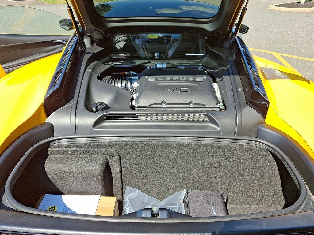 Used 2025 Lotus Emira RWD image 30