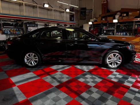 Used 2021 Volkswagen Passat 2.0T S image 6