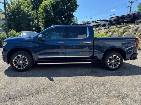 Used 2023 Chevrolet Silverado 1500 High Country w/ Technology Package AWD/4WD image 3