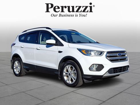 Used 2018 Ford Escape SEL image 1