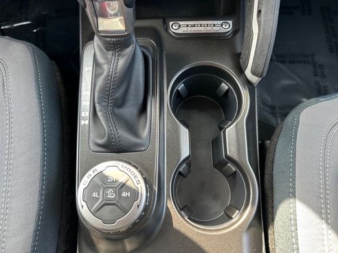 Used 2023 Ford Bronco Outer Banks image 30