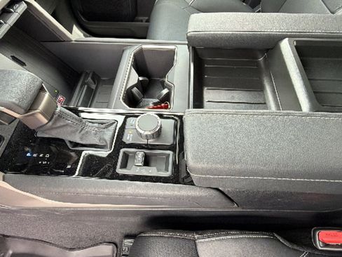 New 2026 Toyota Tundra Limited AWD/4WD image 13