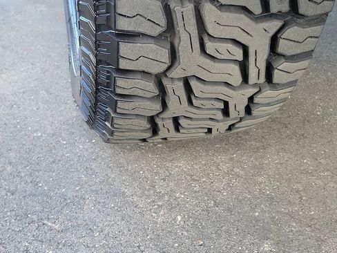 Used 2022 GMC Sierra 1500 Elevation w/ LPO, Elevation Black Package image 28