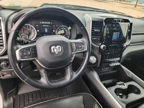 Used 2023 RAM 1500 Laramie AWD/4WD image 2