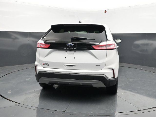 Used 2024 Ford Edge SEL AWD/4WD image 7