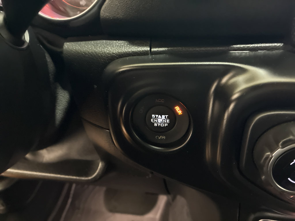 Used 2018 Jeep Wrangler Unlimited Sahara w/ Quick Order Package 24M Moab AWD/4WD image 22