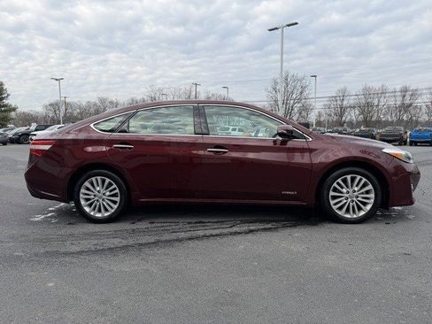 Used 2013 Toyota Avalon XLE Touring image 8