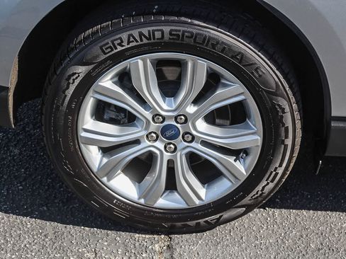 Used 2022 Ford Edge Titanium image 12