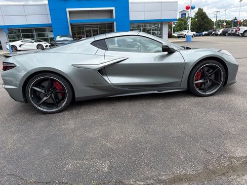 Used 2024 Chevrolet Corvette E-Ray w/ Stealth Interior Trim Package AWD/4WD image 3