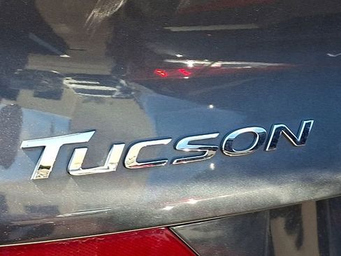 Used 2019 Hyundai Tucson Value AWD/4WD image 5
