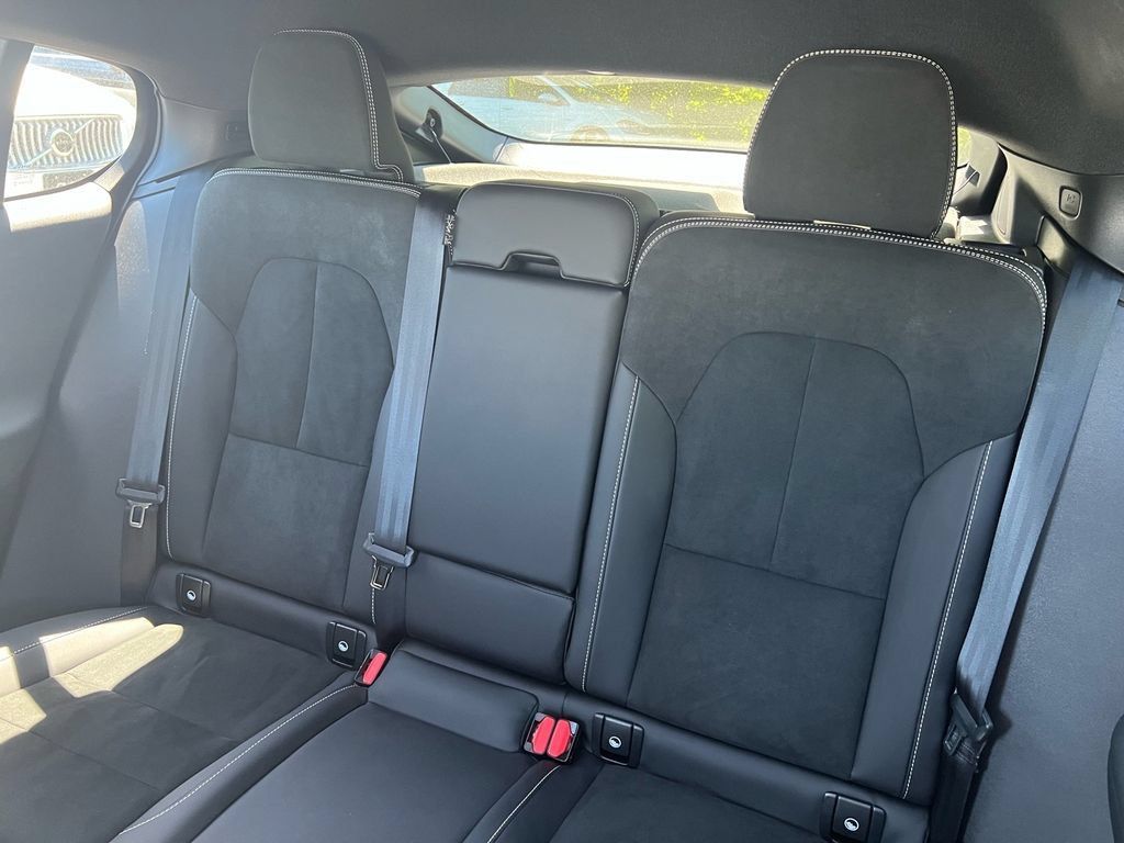 Certified 2023 Volvo C40 P8 Recharge Ultimate AWD/4WD image 20