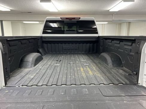 Certified 2024 Chevrolet Silverado 2500 High Country w/ High Country Premium Package AWD/4WD image 26
