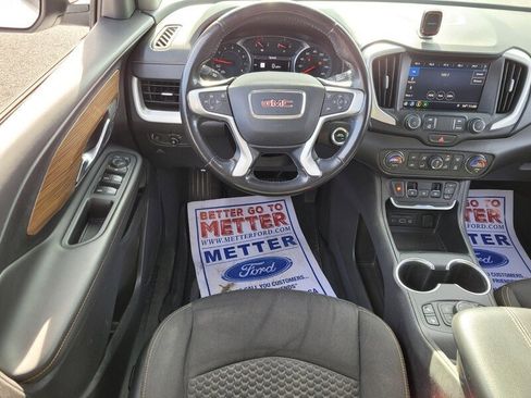 Used 2020 GMC Terrain SLE w/ Driver Convenience Package image 7