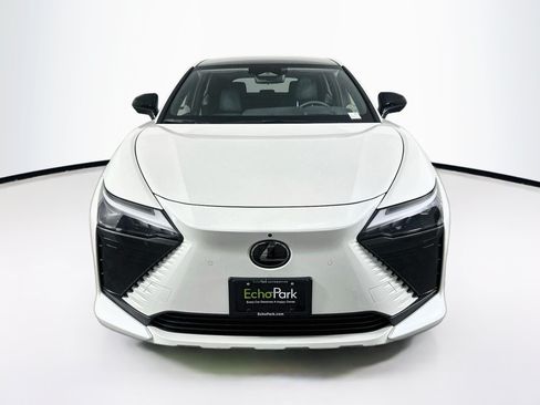 Used 2023 Lexus RZ 450e Premium w/ Technology Package AWD/4WD image 2