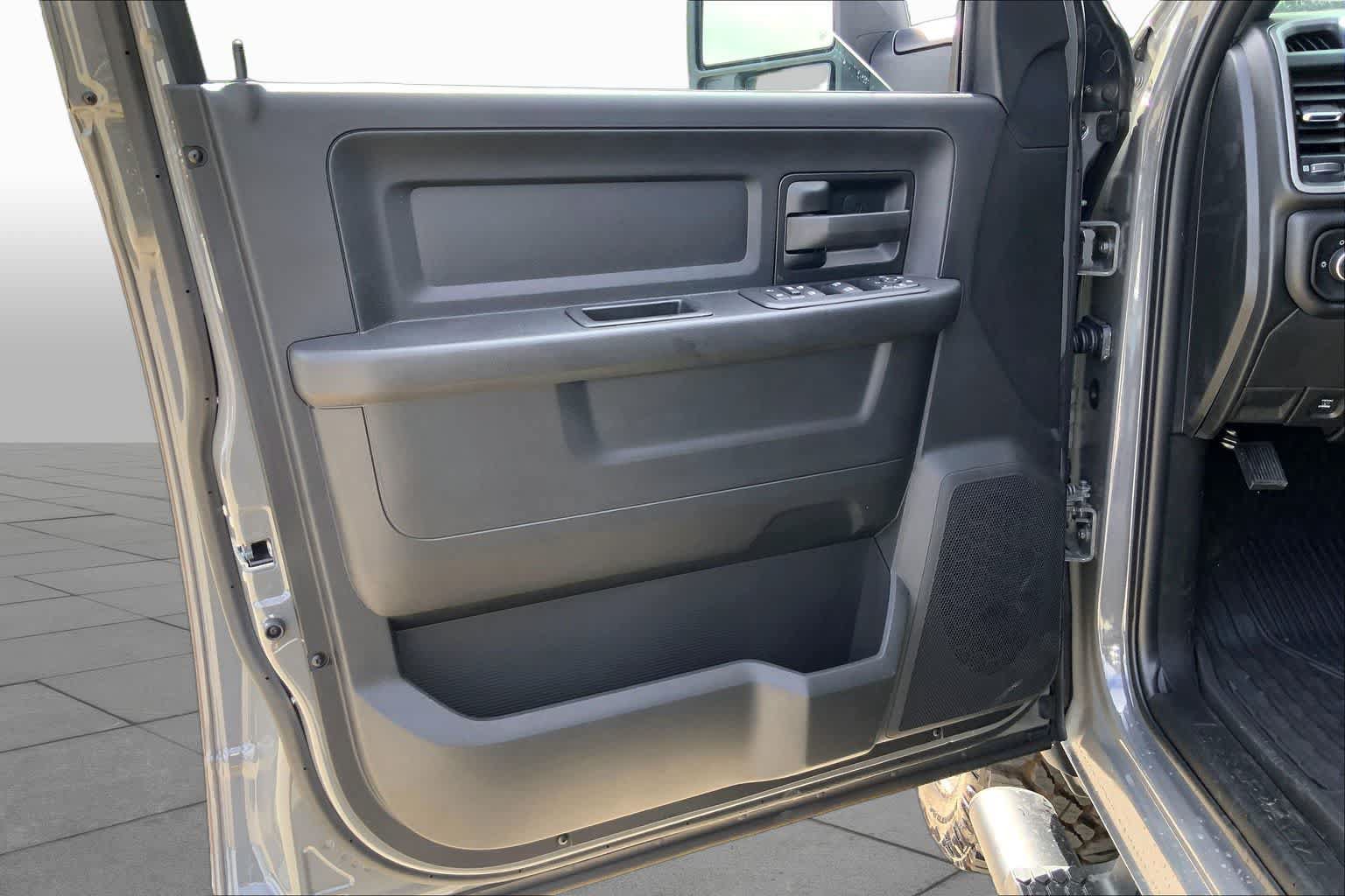New 2026 RAM 2500 Warlock AWD/4WD image 10