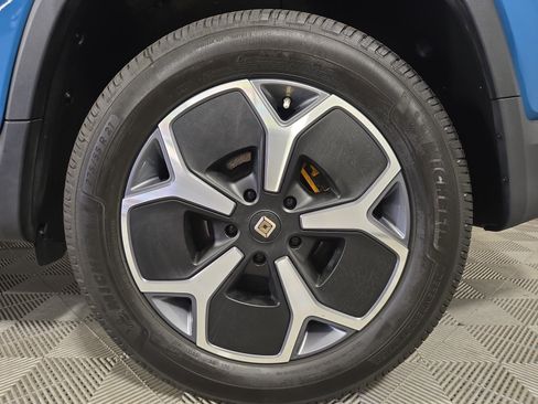 Used 2022 Rivian R1T Adventure AWD/4WD image 10
