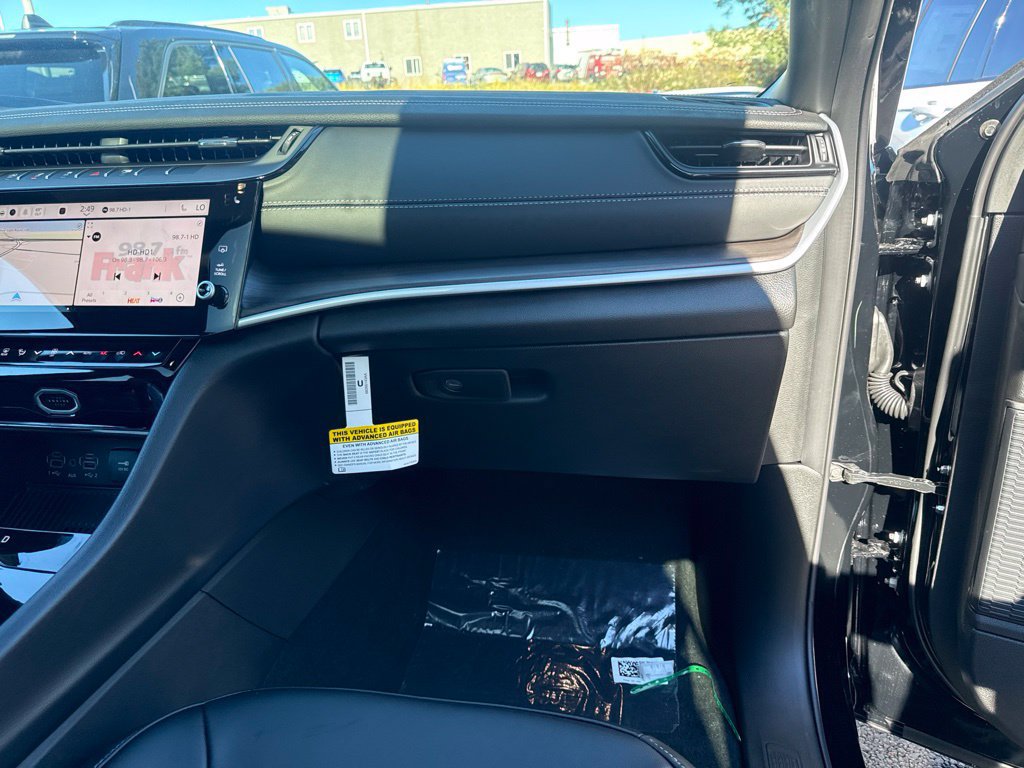 New 2027 Jeep Grand Cherokee Limited AWD/4WD image 29