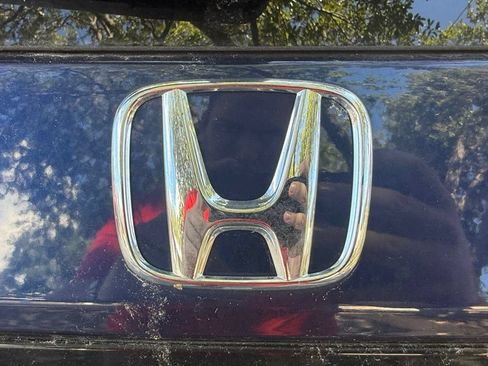 Used 2025 Honda Pilot EX-L image 32