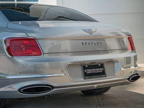 Used 2020 Bentley Flying Spur W12 AWD/4WD image 13