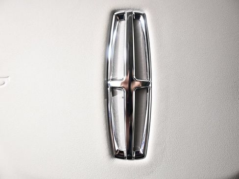 New 2026 Lincoln Aviator Reserve AWD/4WD image 35