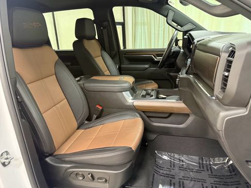 Certified 2024 Chevrolet Silverado 2500 High Country AWD/4WD image 28