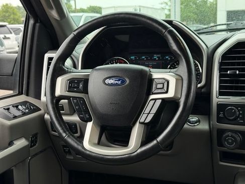 Certified 2020 Ford F150 Lariat w/ Equipment Group 502A Luxury AWD/4WD image 15