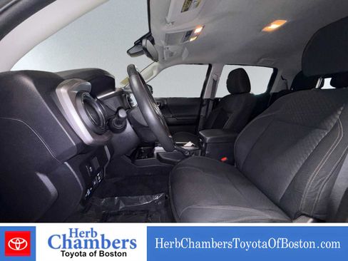 Used 2023 Toyota Tacoma 4x4 Double Cab w/ Trail Edition image 6