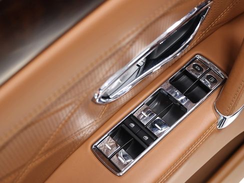 Used 2014 Bentley Flying Spur W12 AWD/4WD image 13