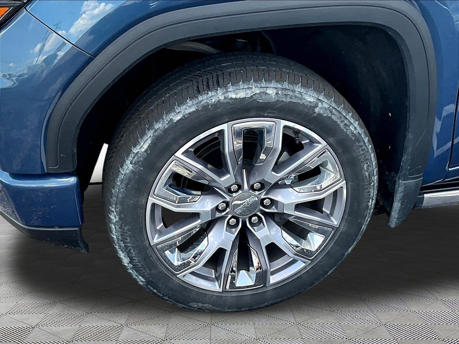 Used 2024 GMC Sierra 1500 Denali w/ Denali Reserve Package AWD/4WD image 34