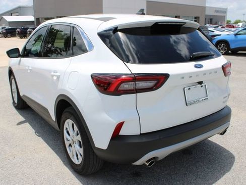 Used 2024 Ford Escape Active FWD image 9