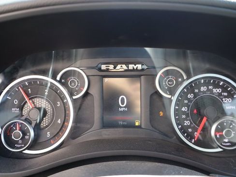 Used 2025 RAM 2500 Big Horn image 17