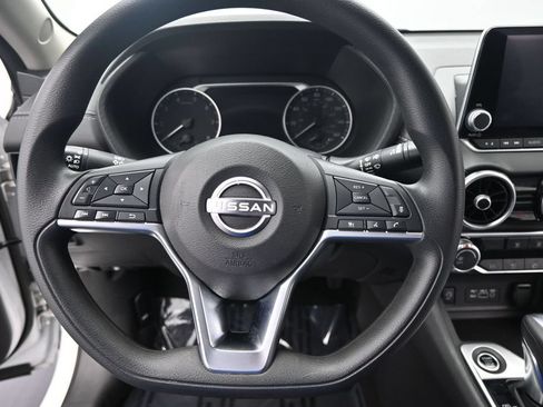 Used 2024 Nissan Sentra SV FWD image 21