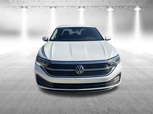 Used 2023 Volkswagen Jetta SE FWD image 8