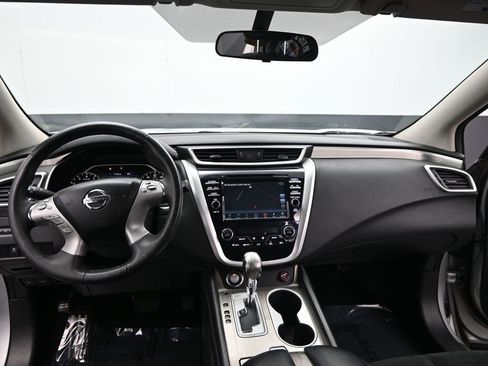 Used 2017 Nissan Murano SV image 14