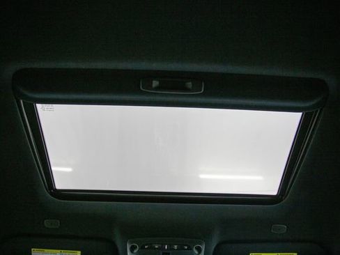 Used 2017 INFINITI Q60 Red Sport 400 image 52