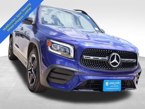 Used 2023 Mercedes-Benz GLB 250 4MATIC image 6